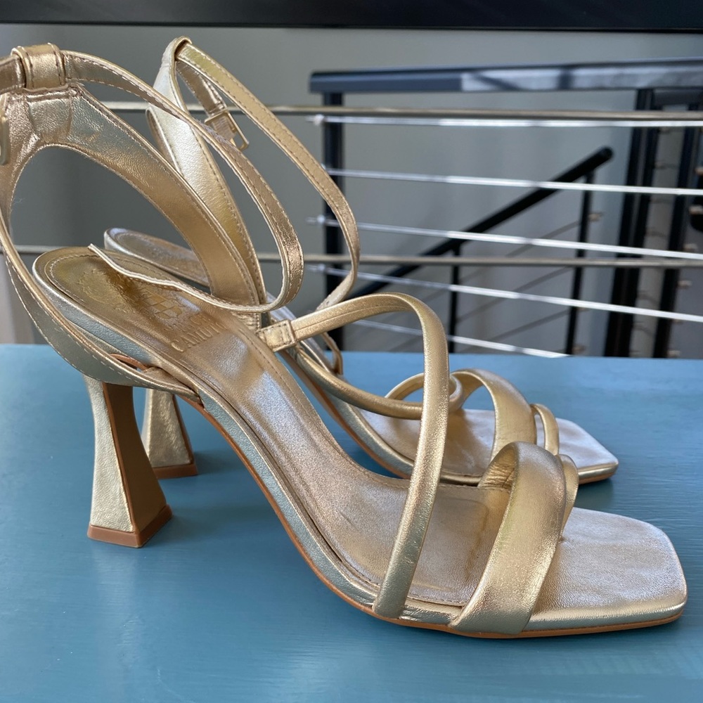 Vince Camuto Rosaly Sandal